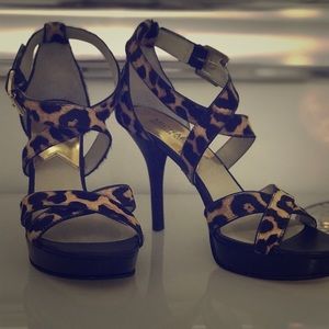 Michael Kors leopard print 💖👠